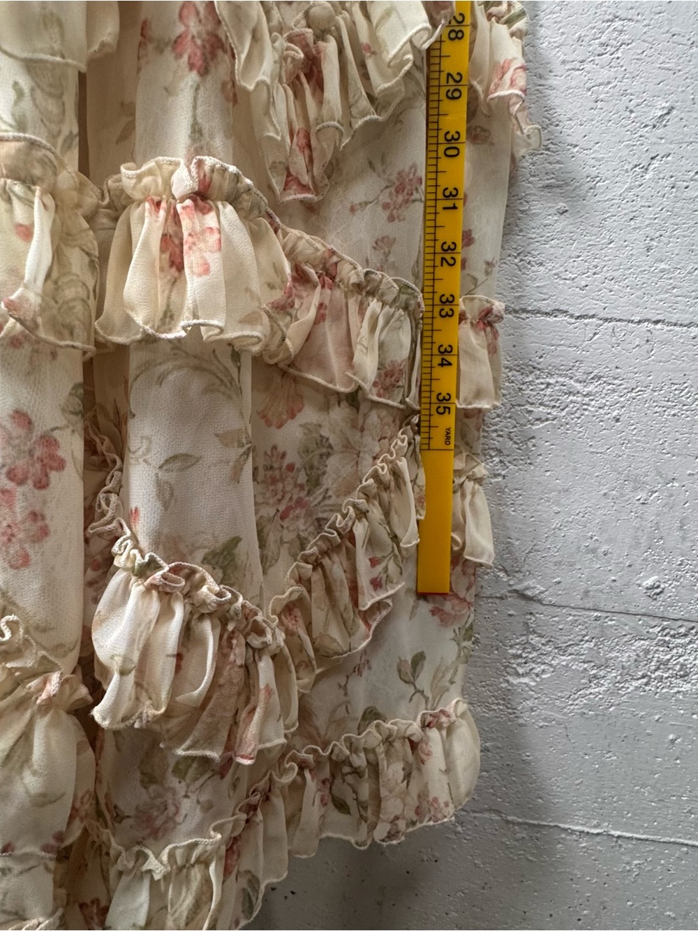 The Carmen Dress in Carmel Valley Rose Floral Ruffle Wedding Revolve Current 0 - Picture 14 of 16